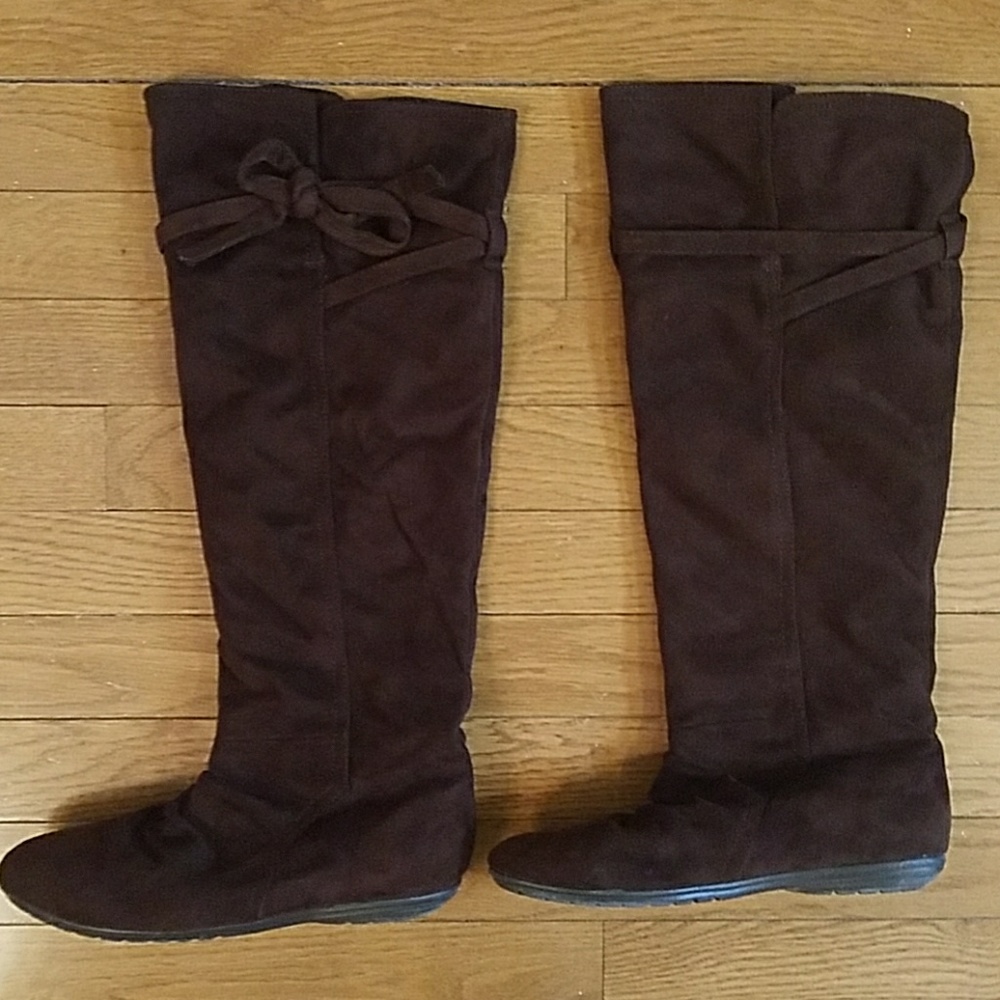 Report Sydney Over the Knee Suede Material Size 6